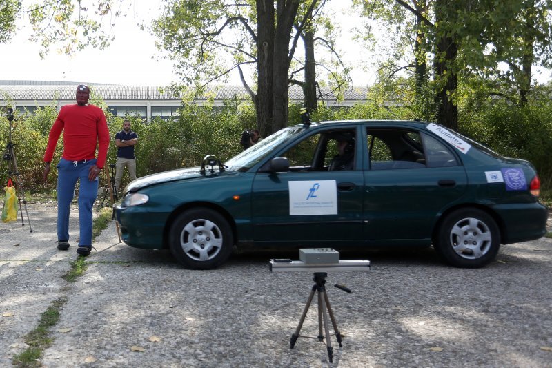 Crash testovi udara u pješaka i drugo vozilo u sklopu kampusa na Borongaju