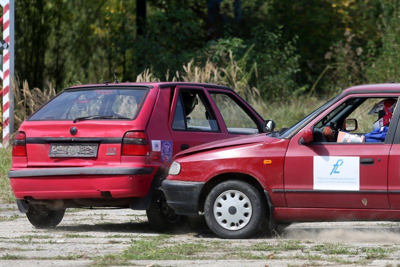 Crash testovi udara u pješaka i drugo vozilo u sklopu kampusa na Borongaju