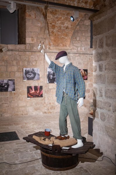Dubrovnik: U Muzeju Rupe otvorena izložba o maslinarstvu