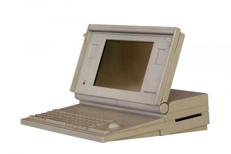 1989. - Macintosh Portable, prvi Appleov laptop