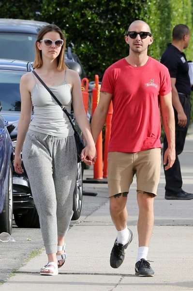 Mia Goth i Shia LaBeouf