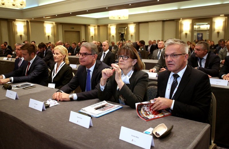 Pavo Zubak, Tomislav Ćorić, Renata Paskalj, Gari Cappelli, Zdravka Bušić, Zvonko Milas
