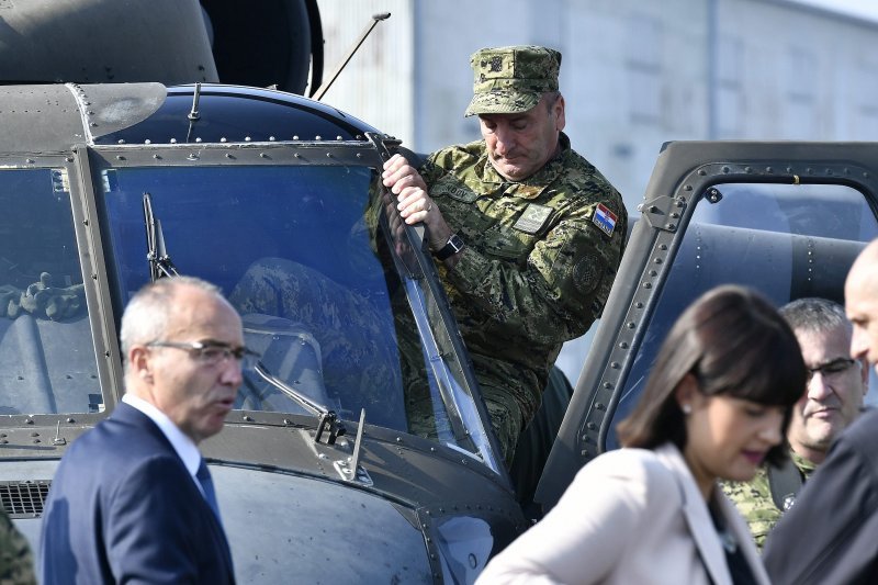 Predstavljanje višenamjenskog helikoptera Black Hawk