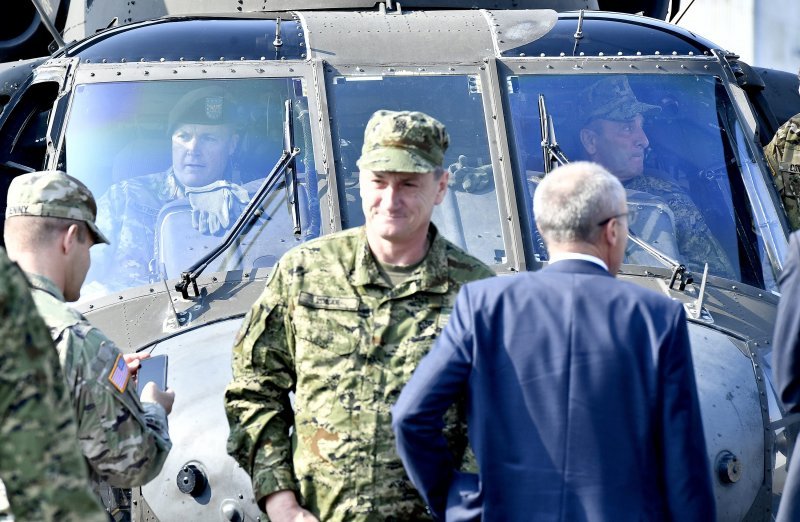 Predstavljanje višenamjenskog helikoptera Black Hawk