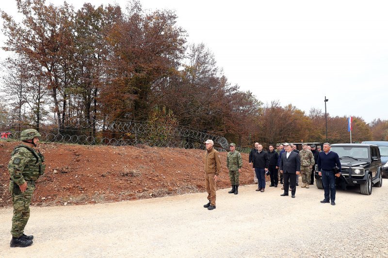 Umirovljeni generali na vojnoj vježbi Velebit 18