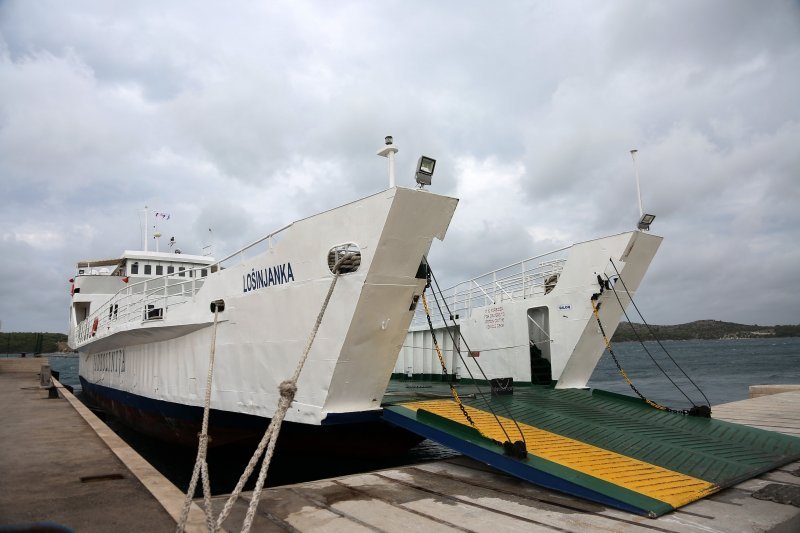 Šibenik: Katamaran i trajekt zbog jakog juga nisu mogli isploviti