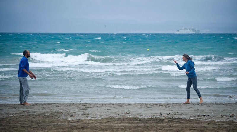 Split: Nevrijeme počelo stvarati probleme na moru i u prometu