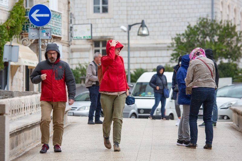 Olujno jugo u Dubrovniku