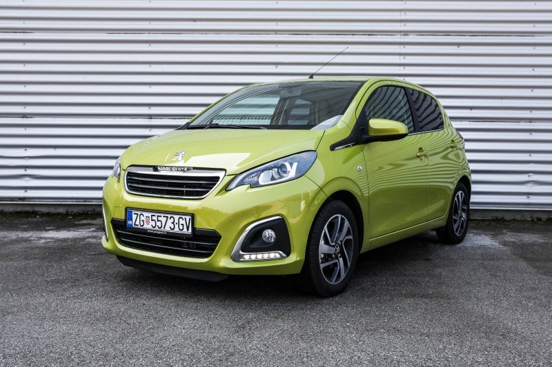 Peugeot 108 Allure 1.0 VTi 72