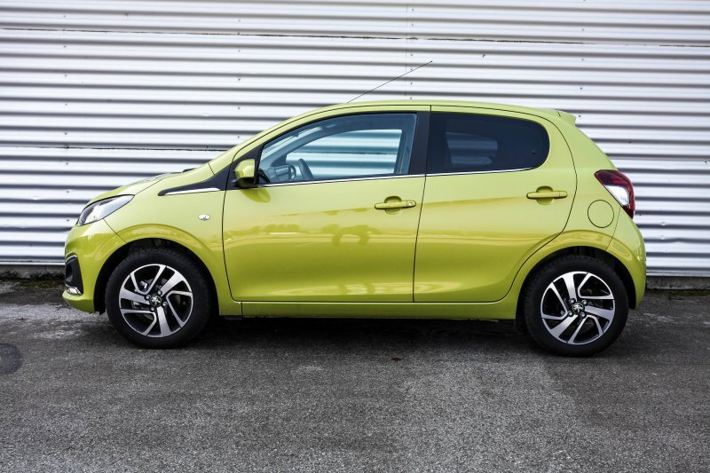 Peugeot 108 Allure 1.0 VTi 72