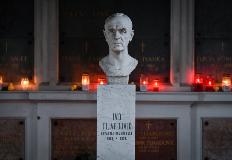 Grob Ive Tijardovića