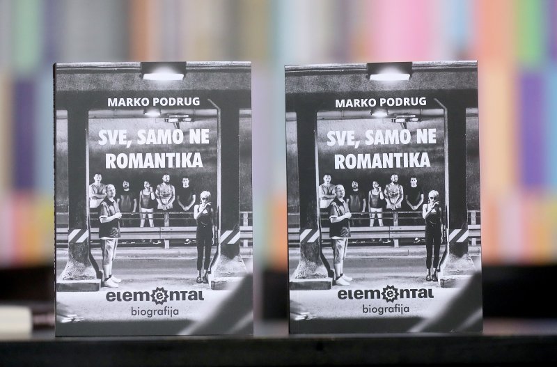 Promocija biografije 'Sve, samo ne romantika' grupe Elemental