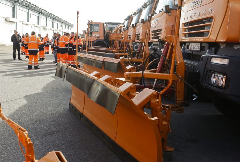 Smotra vozila i opreme Zimske službe uoči početka rada službe