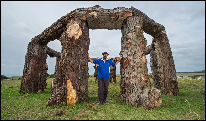 Drveni Stonehenge