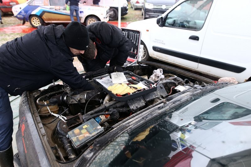 Ljubitelji oktana i brzine uživali u automobilističkoj utrci Rally Show Santa Domenica