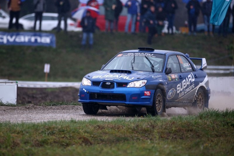 Ljubitelji oktana i brzine uživali u automobilističkoj utrci Rally Show Santa Domenica