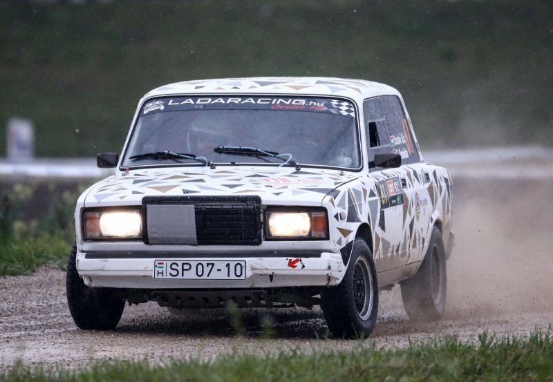 Ljubitelji oktana i brzine uživali u automobilističkoj utrci Rally Show Santa Domenica