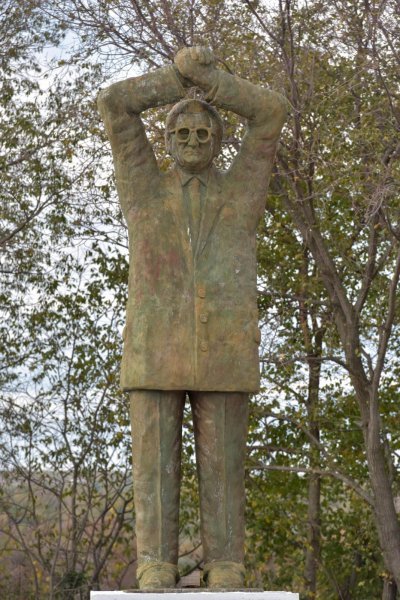 Spomenik  Franji Tuđmanu