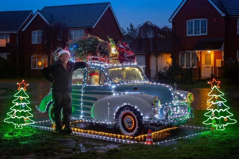 Božićni automobil