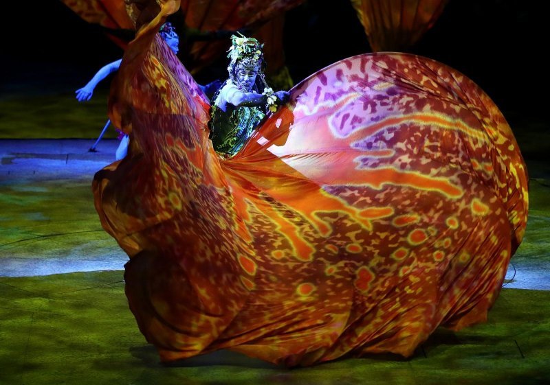 Turneja Cirque du Soleil Toruk - Prvi Let, inspirirana filmskim hitom Avatar