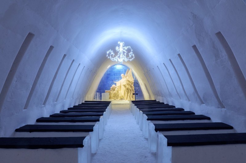 Snow Hotel