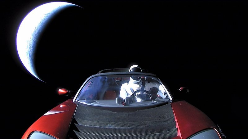 SpaceX poslao Teslu i Starmana u orbitu
