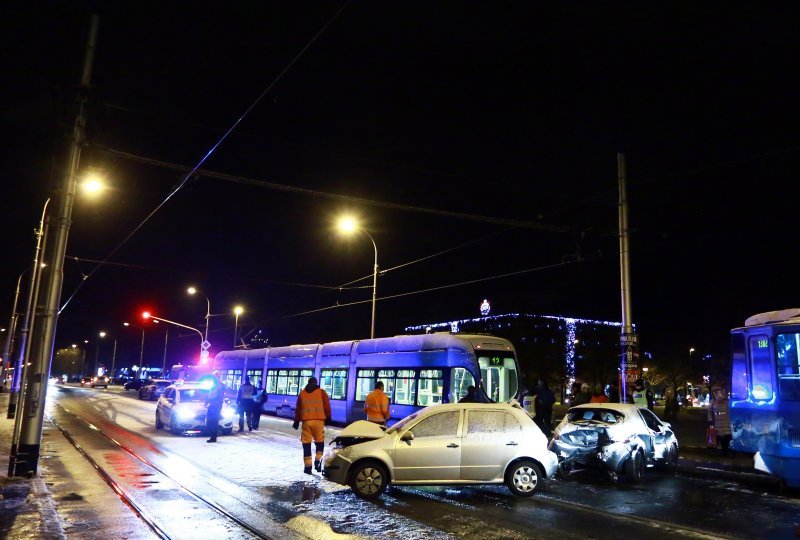 Krš i lom na Maksimirskoj