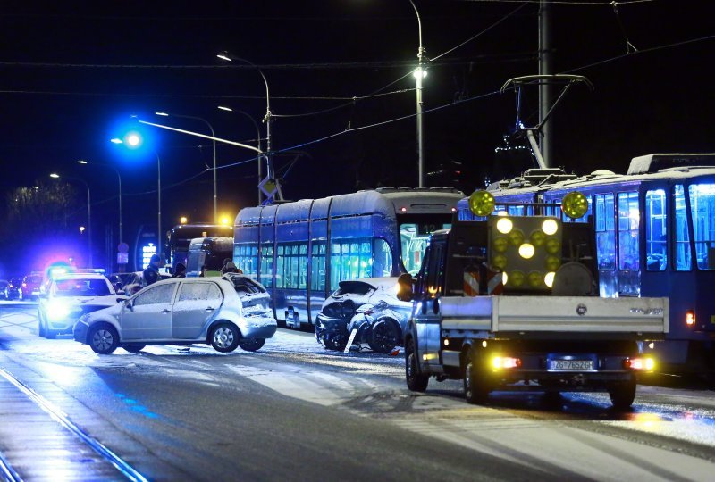 Krš i lom na Maksimirskoj