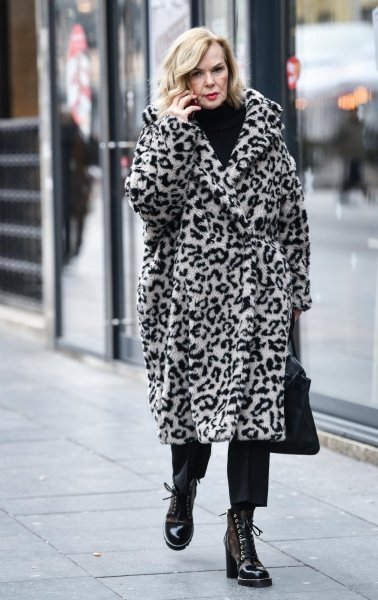 Jadranka Sloković u leopard uzorku i Louis Vuitton čizmama