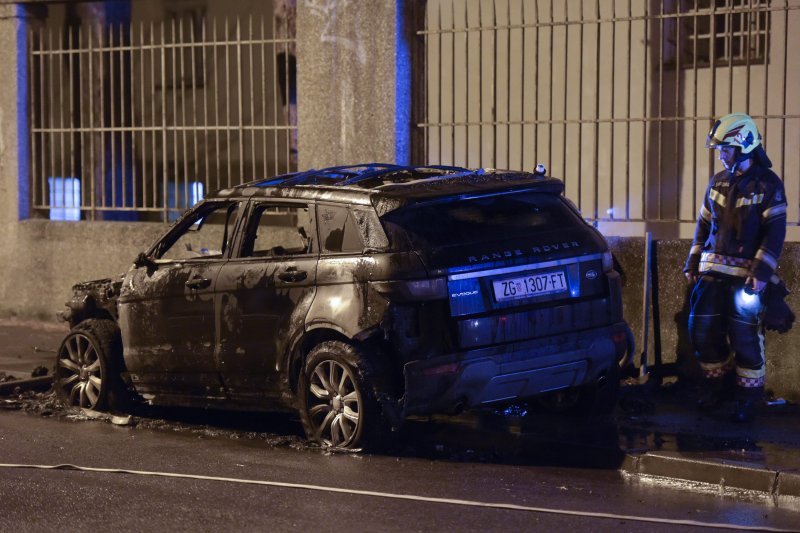 Zapaljeni Range rover