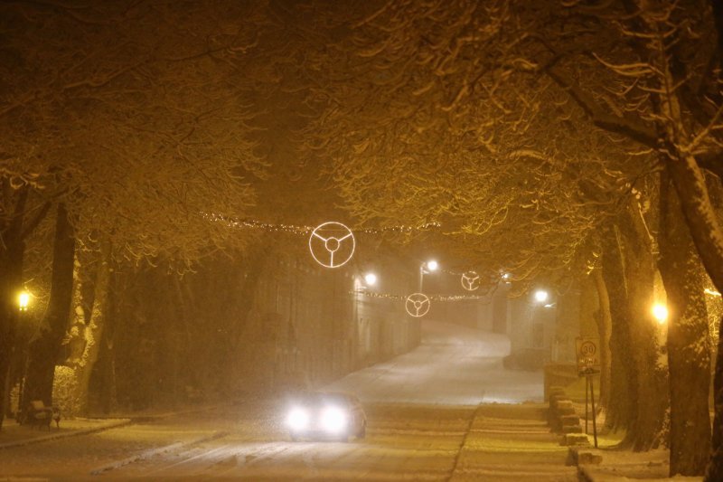 Snijeg zabijelio Sinj i Dalmatinsku zagoru