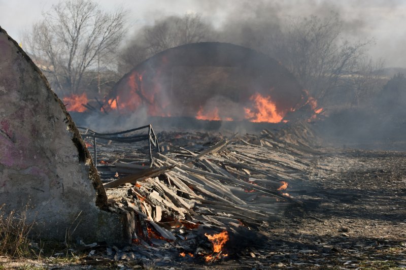 Šibenik: U potpunosti izgorio Hangar