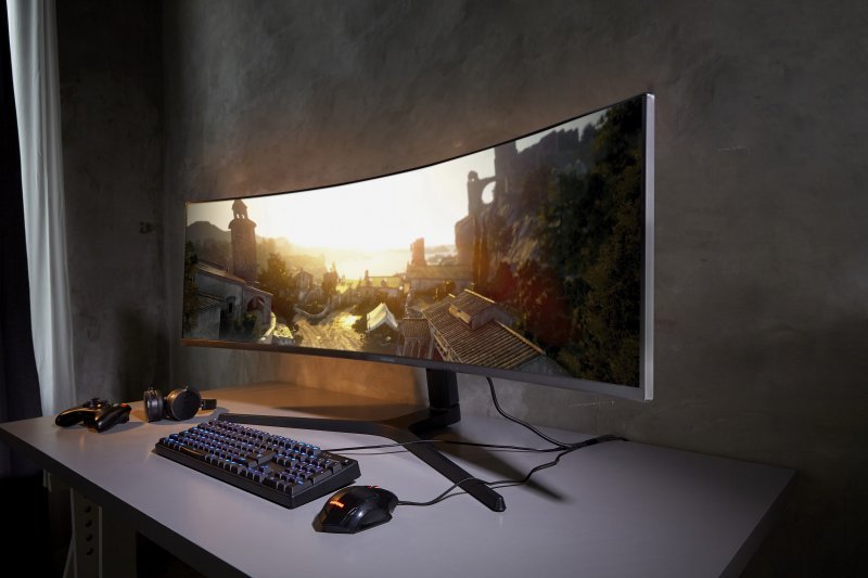 Samsung CRG9 Gaming Monitor