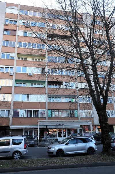 Zagreb: Noćas odjeknula eksplozija i buknuo požar u kafiću na Knežiji