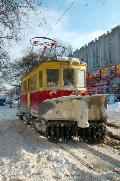 Svi načini kako se ljudi bore protiv snijega