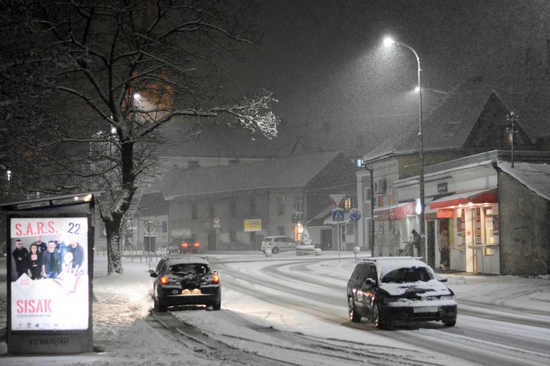 Snijeg u Zagrebu i Sisku