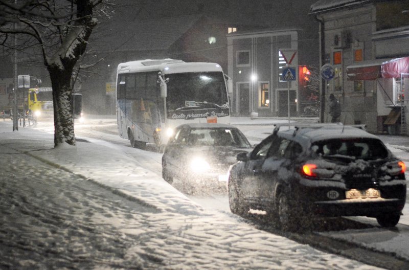 Snijeg u Zagrebu i Sisku