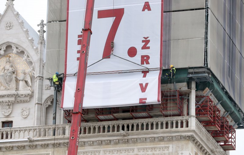 Natpis 'Dan sjećanja na žrtve holokausta'