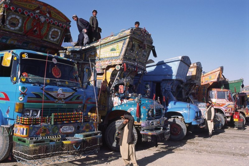 Pakistanski autobusi