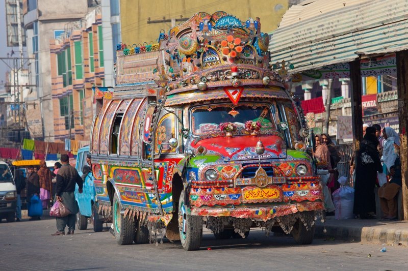 Pakistanski autobusi