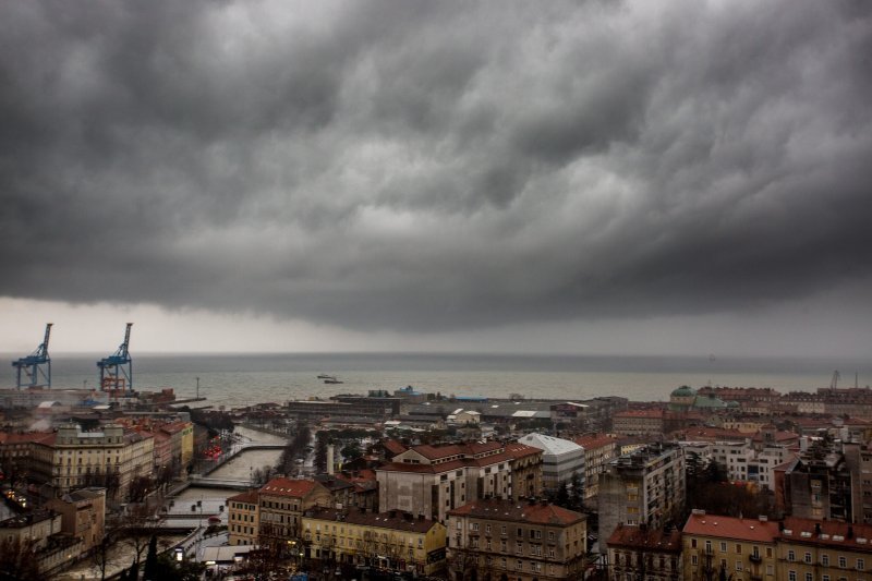 Kišovito i tmurno vrijeme nad Rijekom