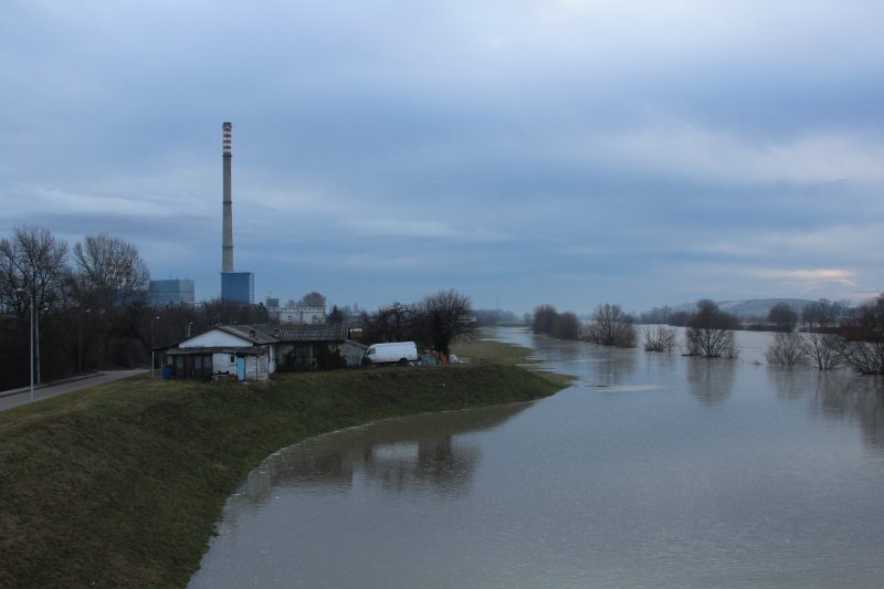 Sava se u Zagrebu izlila iz korita