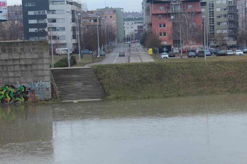 Sava se u Zagrebu izlila iz korita