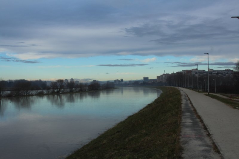 Sava se u Zagrebu izlila iz korita