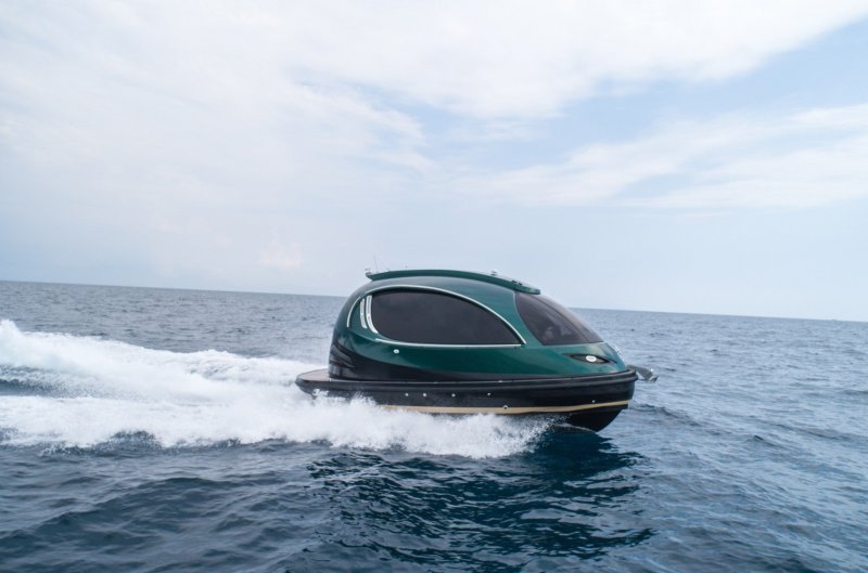 Royal Jet Capsule