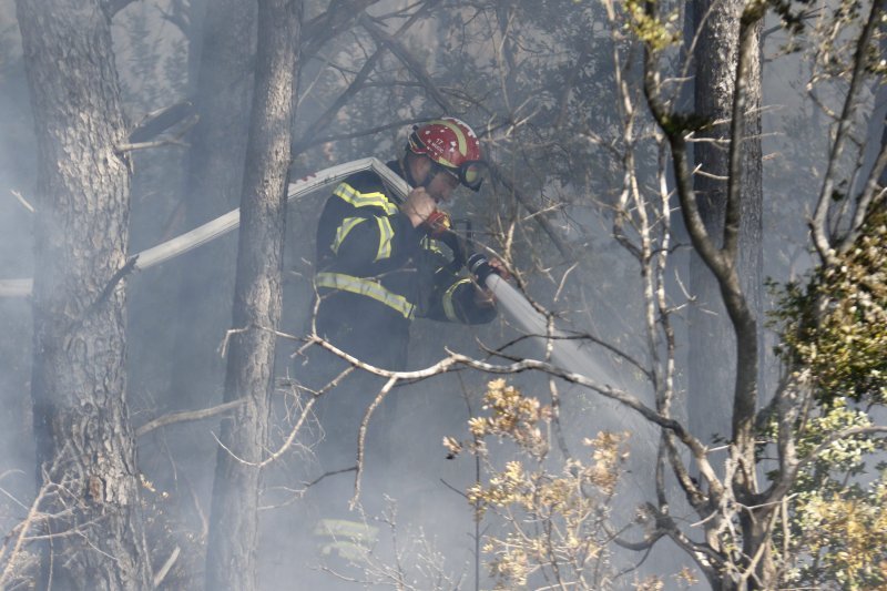 Požar kod svetišta Vepric u Makarskoj