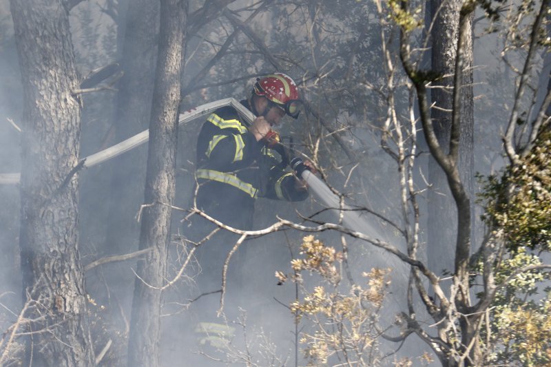 Požar kod svetišta Vepric u Makarskoj