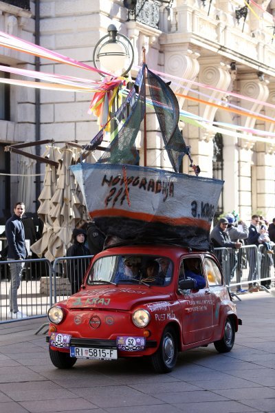 Maškarani auto-rally Pariz - Bakar na Korzu
