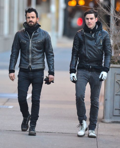 Justin i Sebastian Theroux