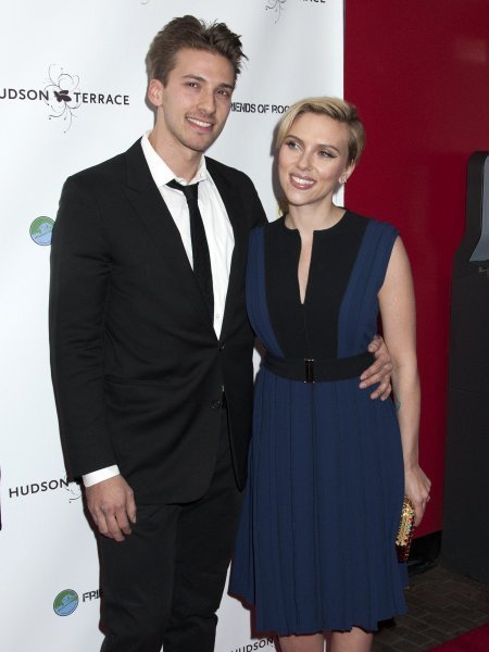 Scarlett i Hunter Johansson